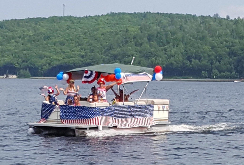 Maine's first dragon boat due at Pennesseewassee Lake this week