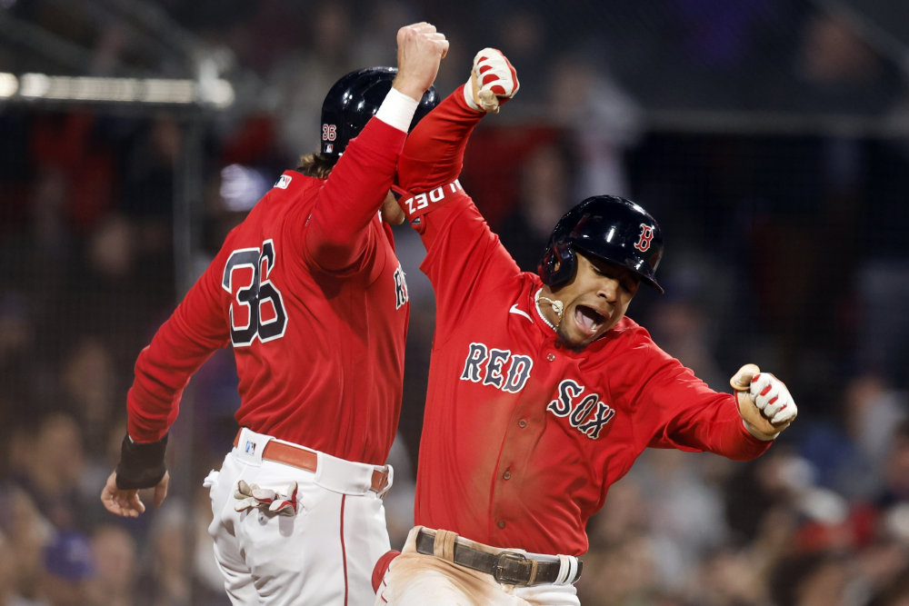 Red Sox complete 3-game sweep of Blue Jays behind Verdugo's 9th